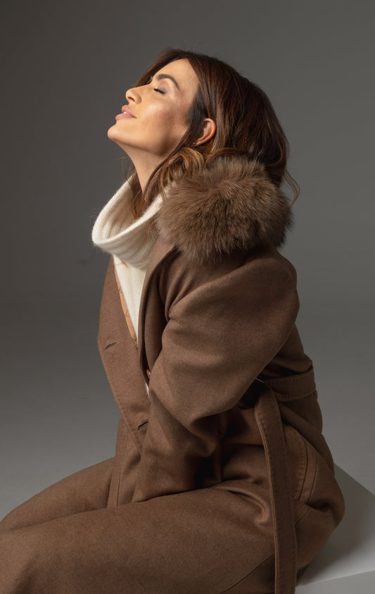 Moka kašmirski kaput sa pravim krznom