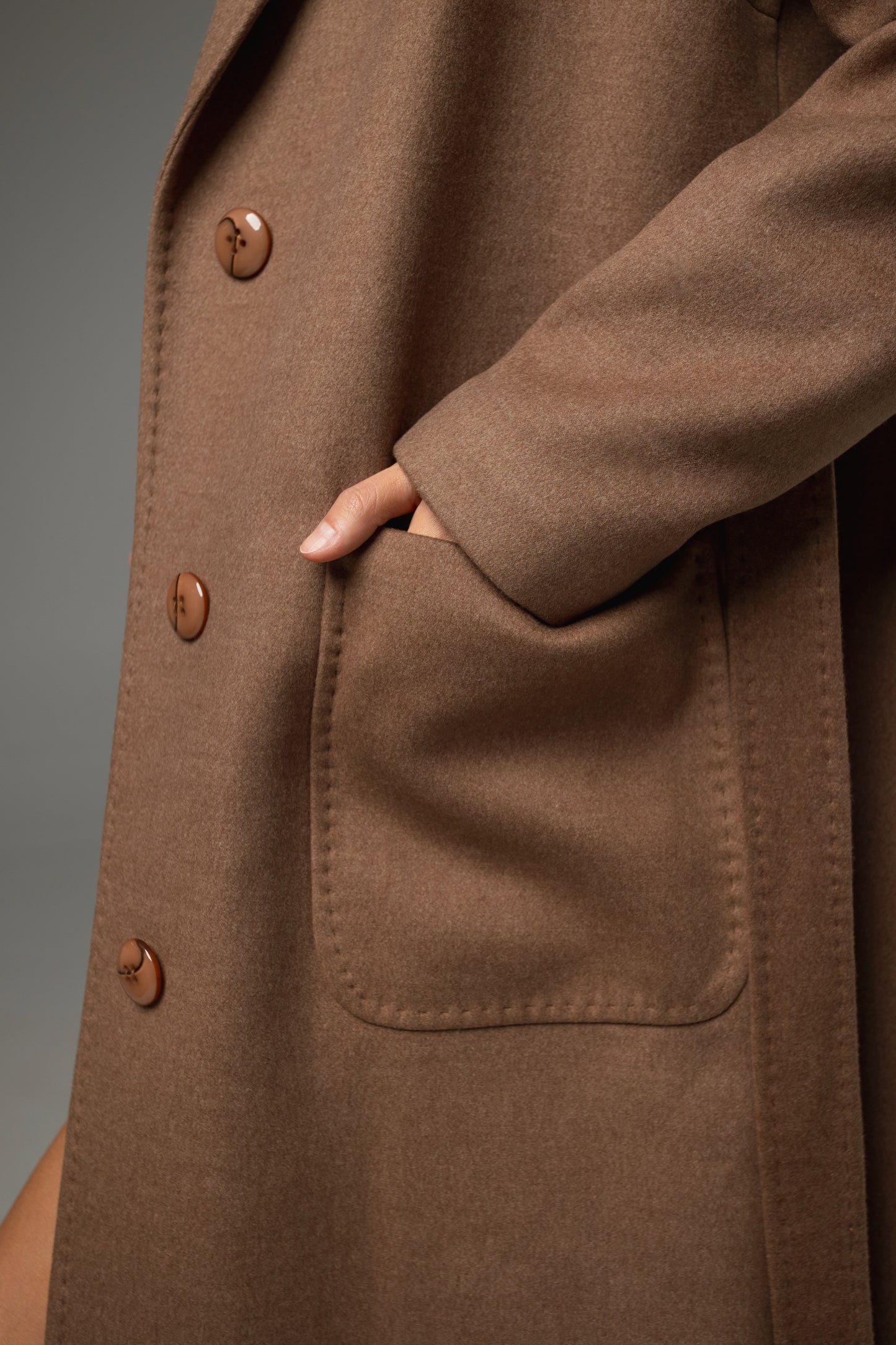 Moka kašmirski kaput sa pravim krznom