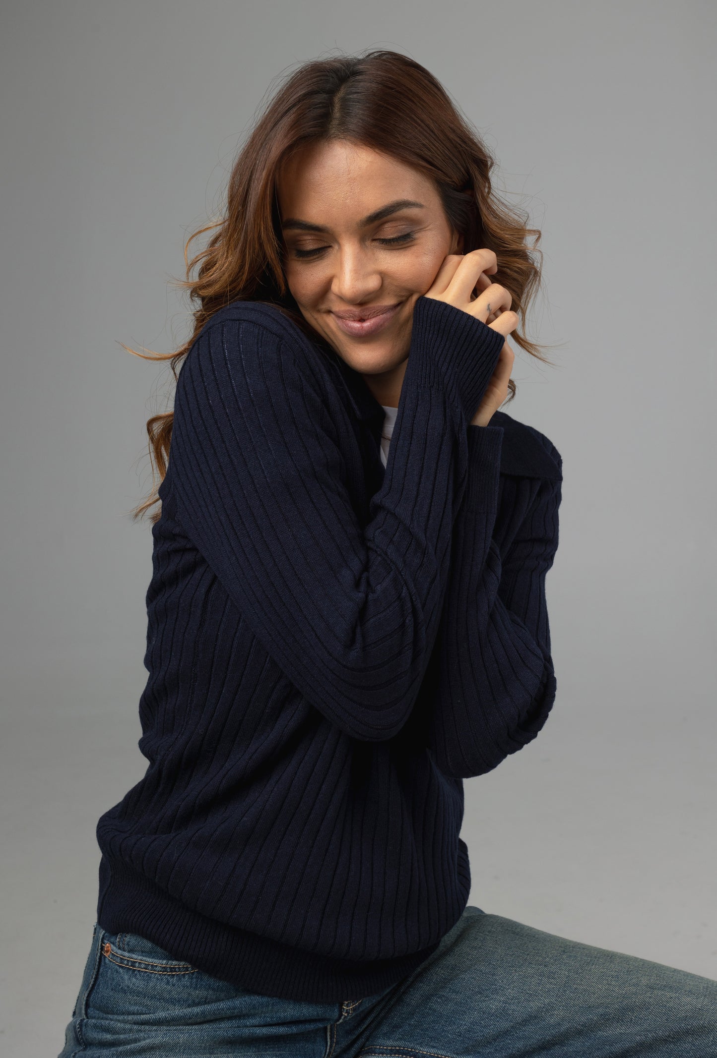 Kašmirski teget džemper