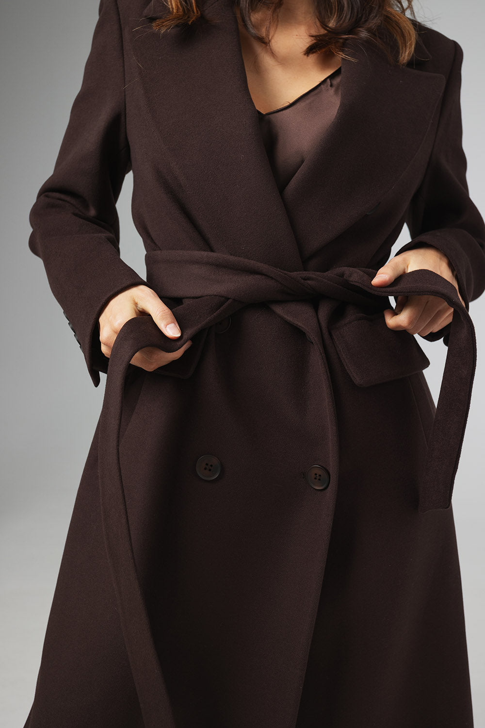 Dugi braon kašmirski kaput